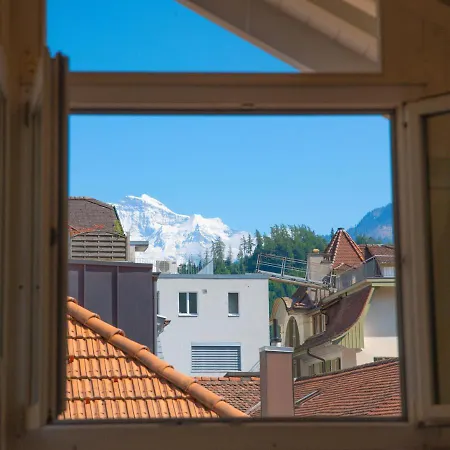 Blumenstrasse 22 * Interlaken